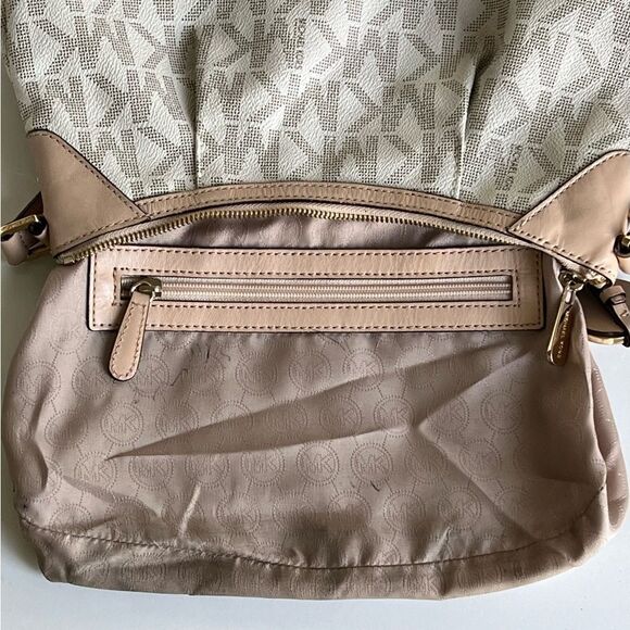 MICHAEL Michael Kors Beige and Cream Shoulder Bag MK tote purse designer small - Picture 5 of 16